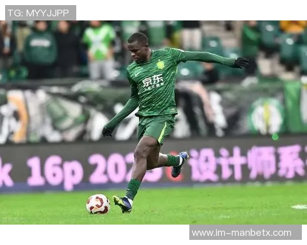 恩加德乌自由转会加盟重庆铜梁龙签约一季展现新篇章